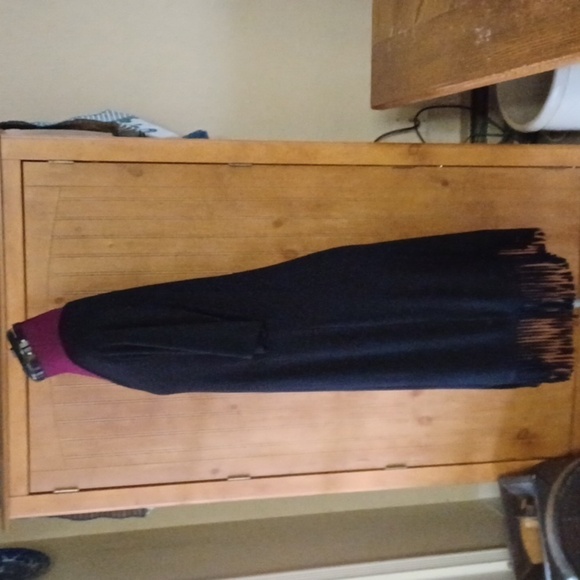 KAREN KANE BLACK MIDI DRESS. MADE IN THE USA - Picture 3 of 6